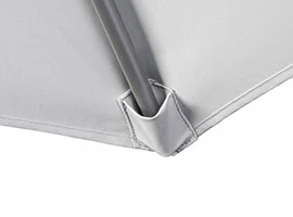 Detailaufnahme Sonnenschirm Stoff und Verarbeitung